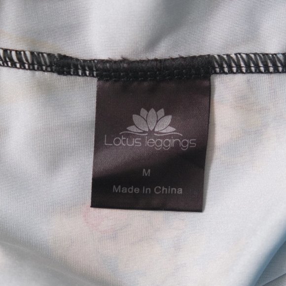 Lotus Leggings - Van Gogh "Almond Blossoms" print - Picture 5 of 7